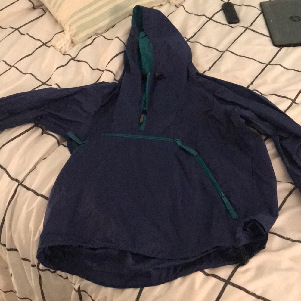 Blue 1/4 zip windbreaker